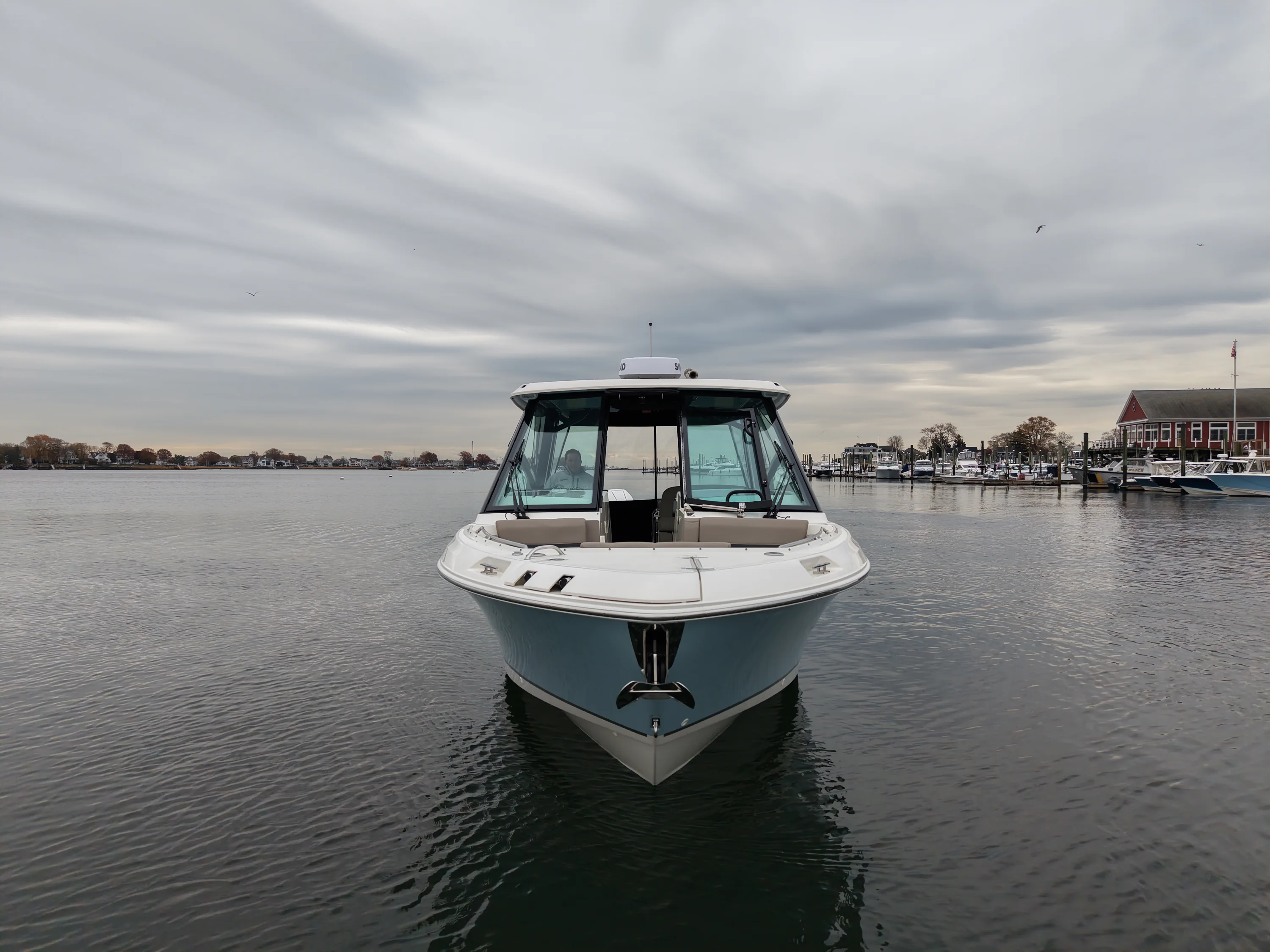 2026 Boston Whaler 330 Vantage Image Thumbnail #12
