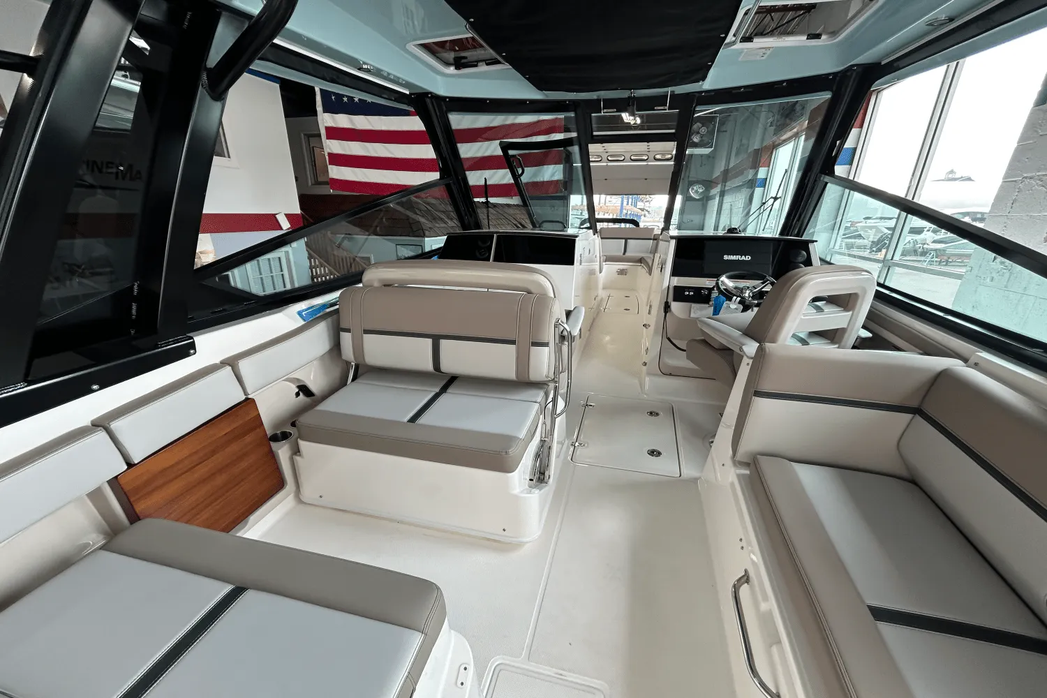 2026 Boston Whaler 330 Vantage Image Thumbnail #8