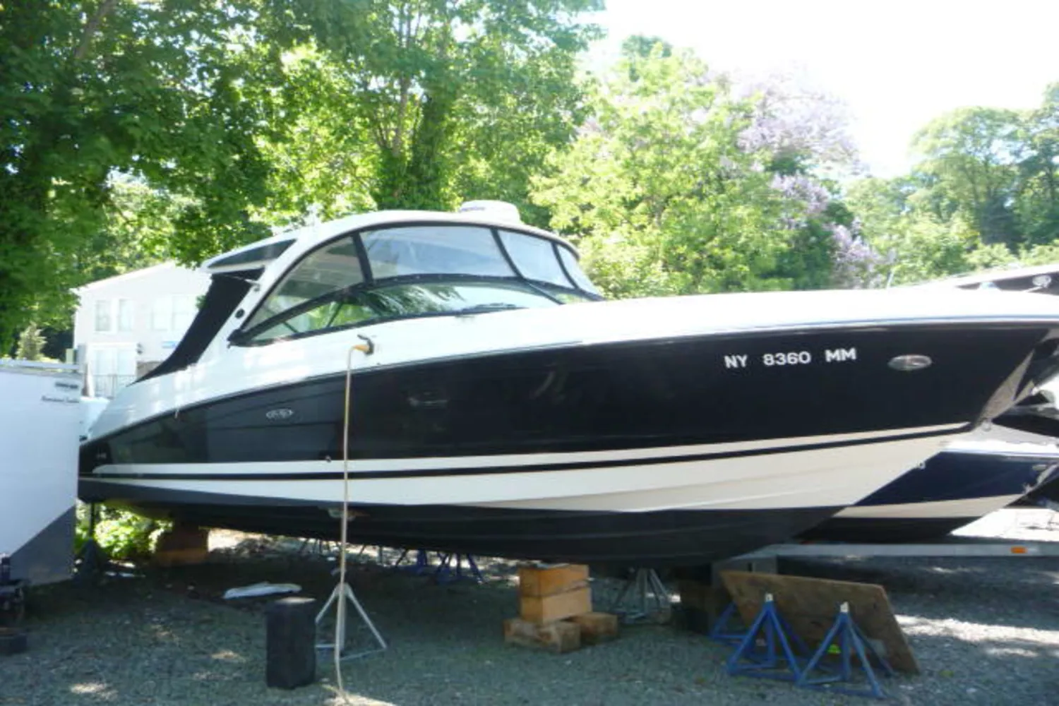 2017 Sea Ray SLX 350 Outboard Image Thumbnail #0