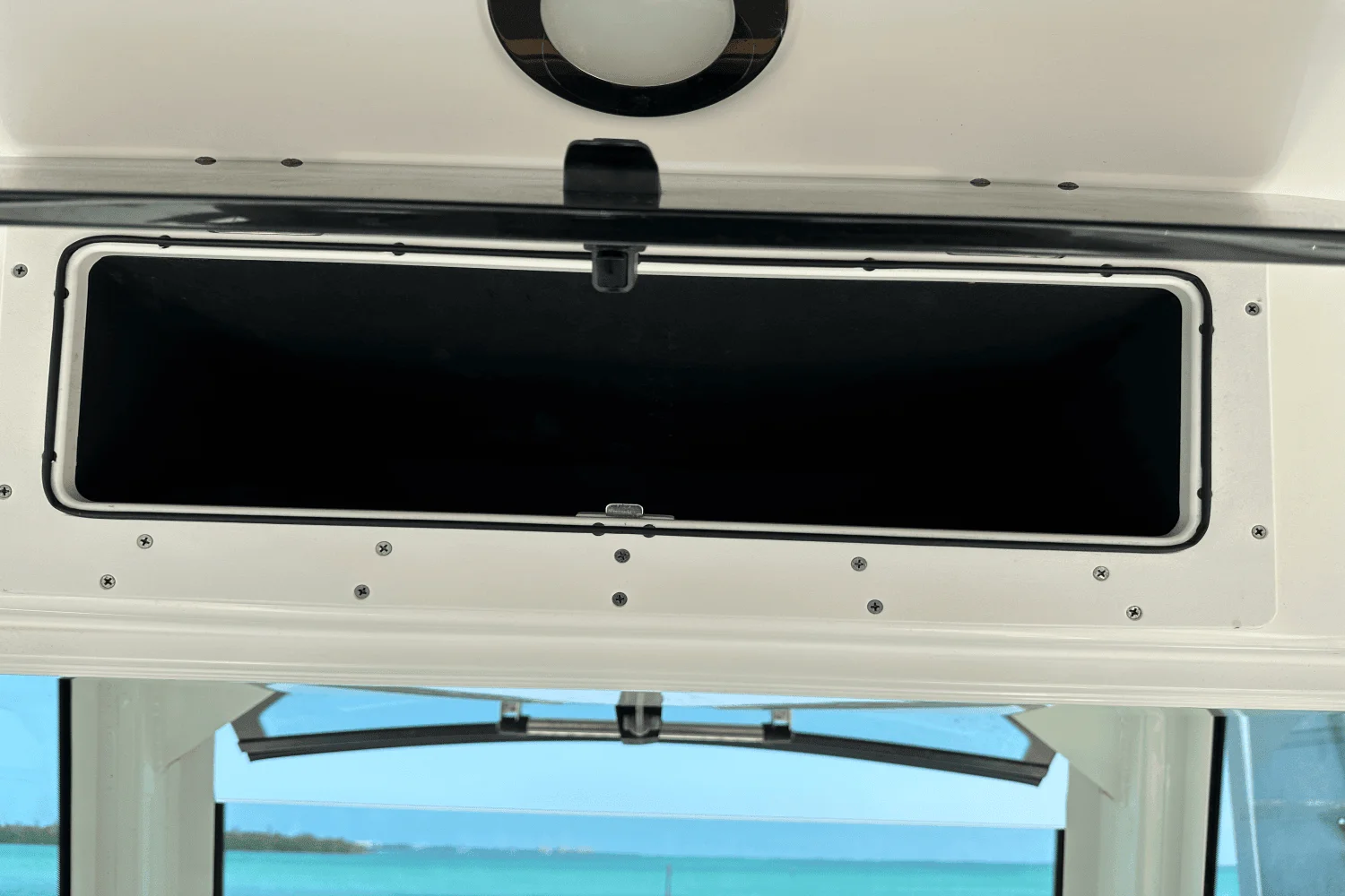 2018 Boston Whaler 330 Outrage Image Thumbnail #19