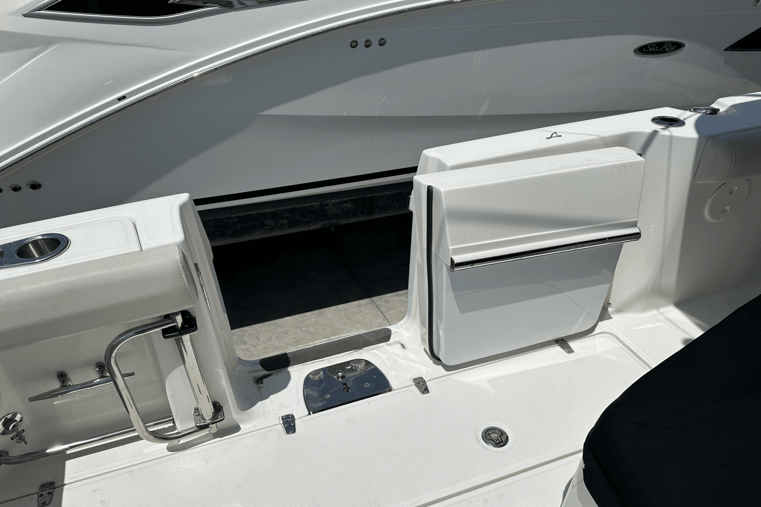 2018 Boston Whaler 330 Outrage Image Thumbnail #9