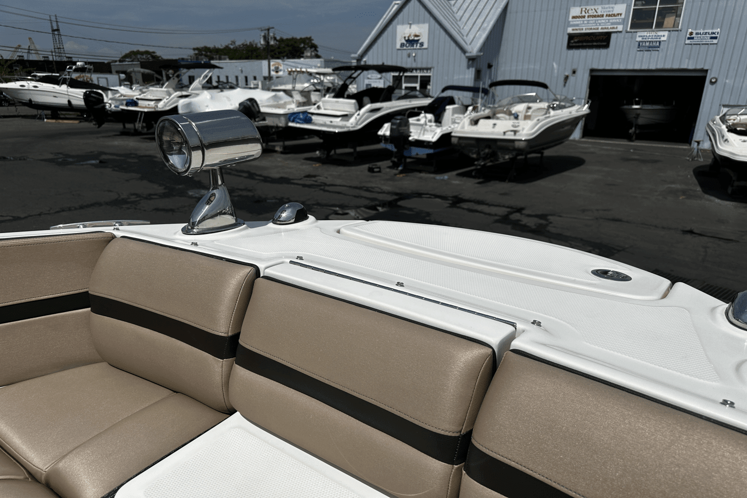 2018 Sea Ray 350 SLX Image Thumbnail #34