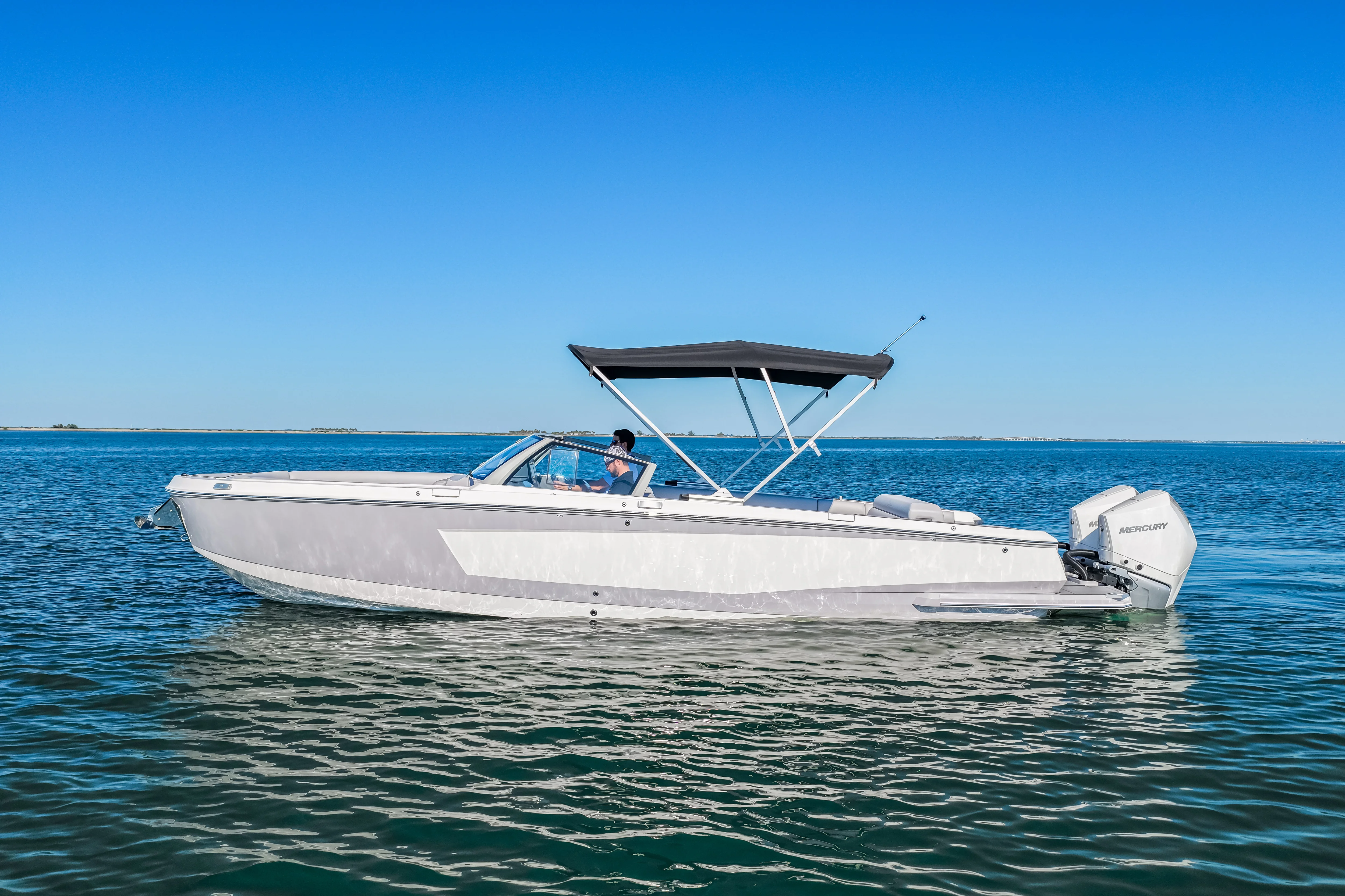 2025 Aviara AV28 Outboard Image Thumbnail #0