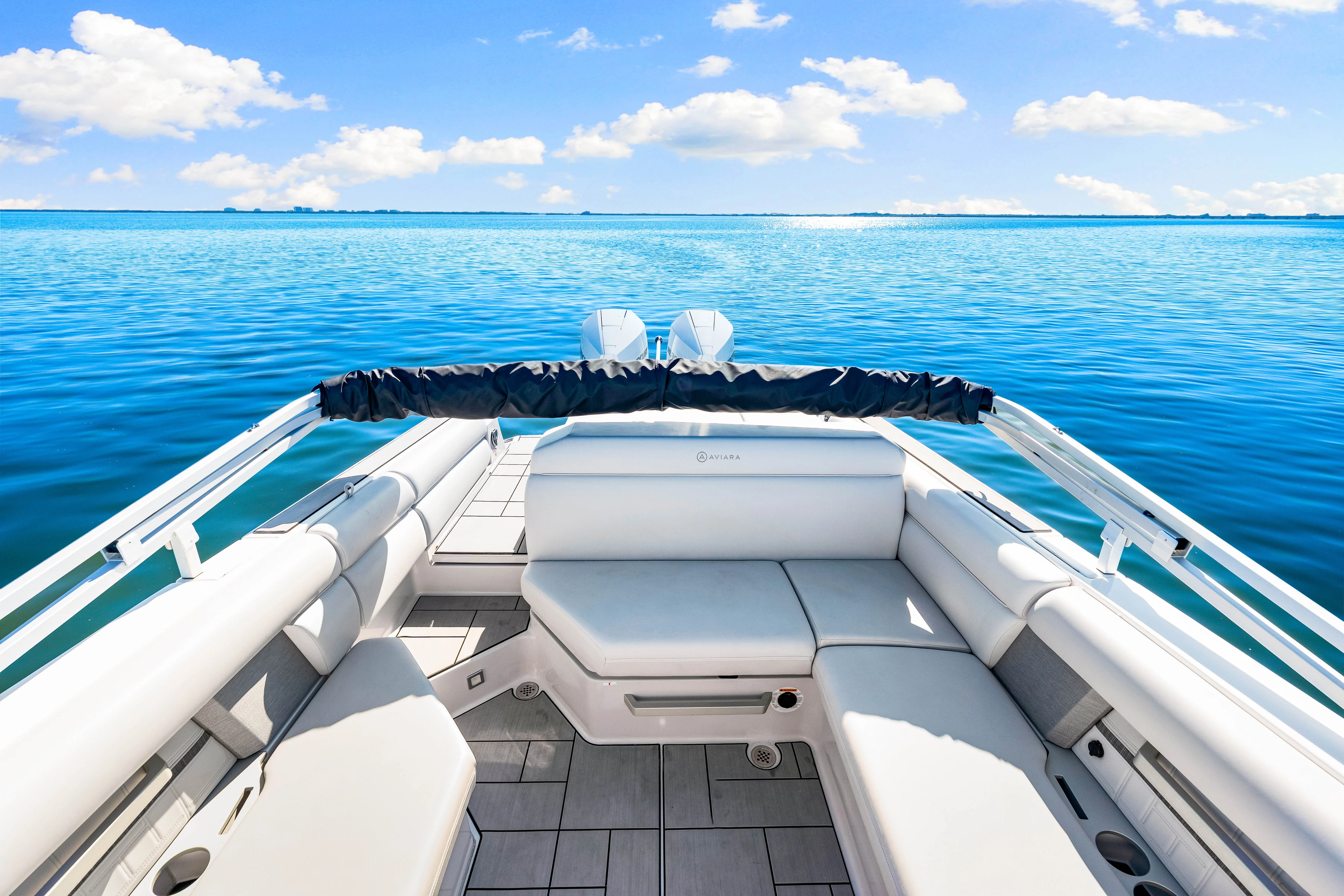 2025 Aviara AV28 Outboard Image Thumbnail #31