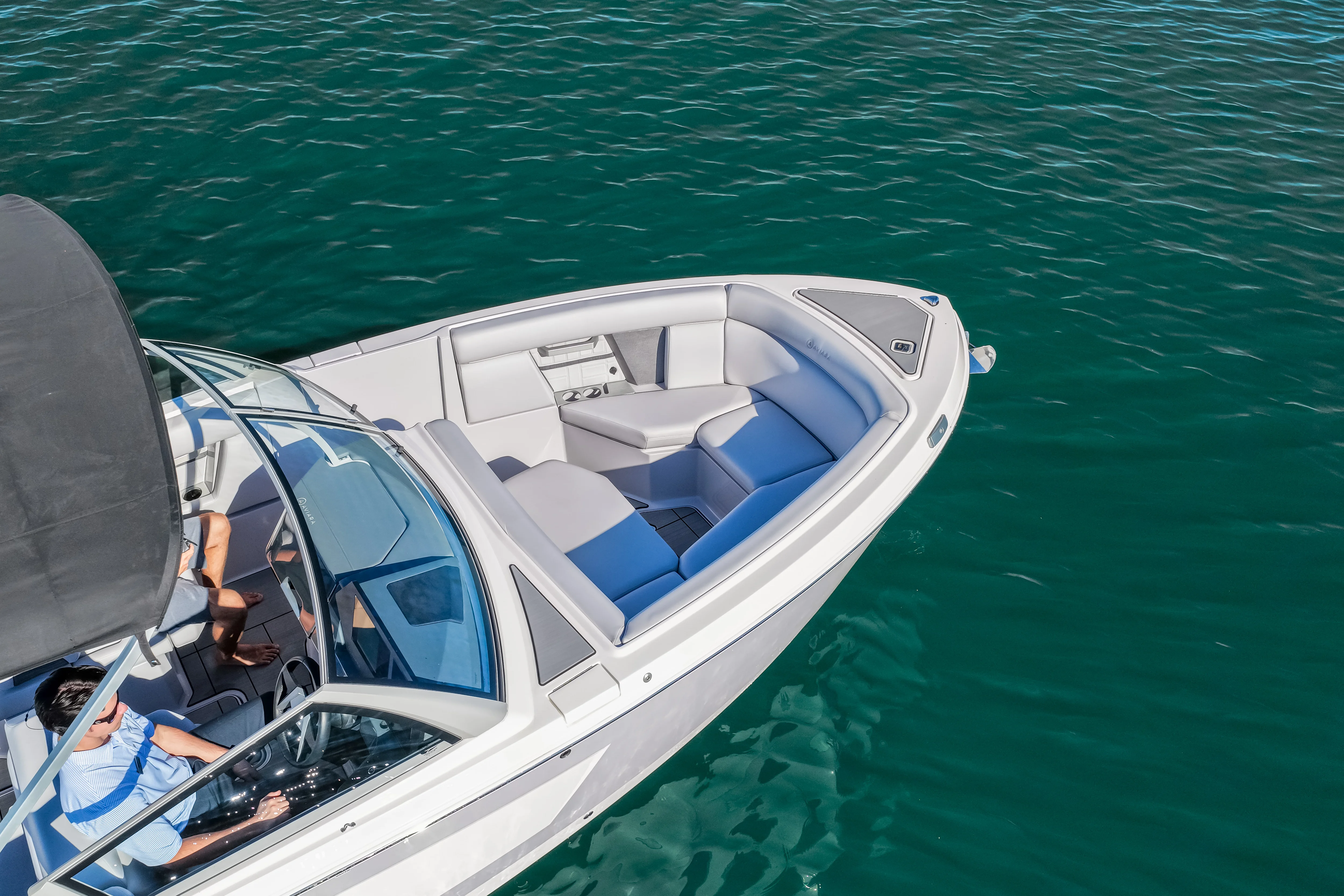 2025 Aviara AV28 Outboard Image Thumbnail #8