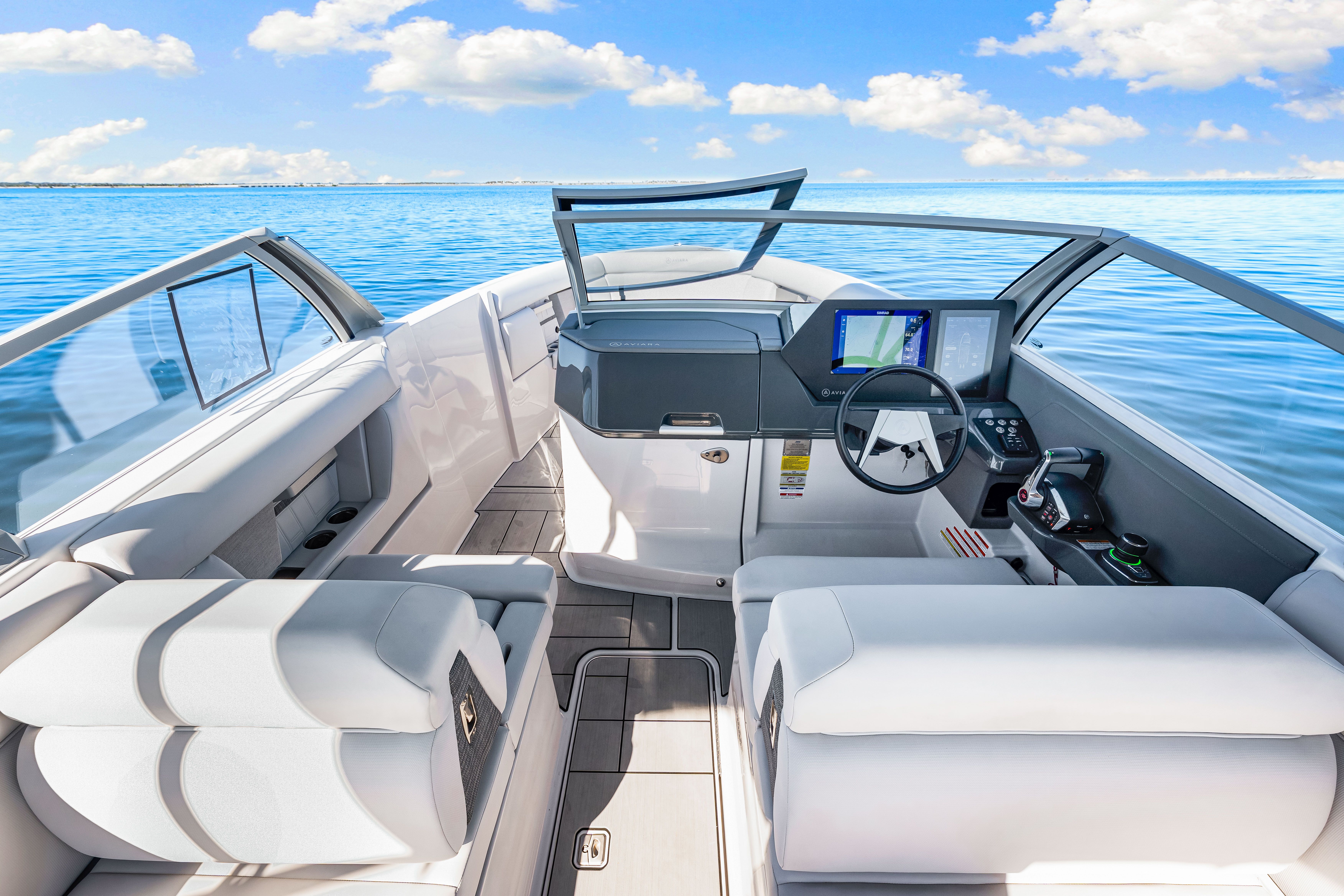 2025 Aviara AV28 Outboard Image Thumbnail #26