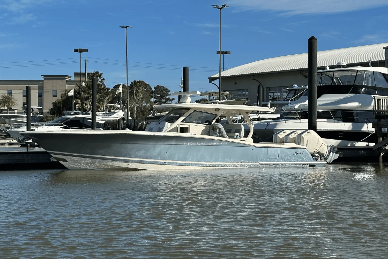 2025 Scout 377 LXF Image Thumbnail #1