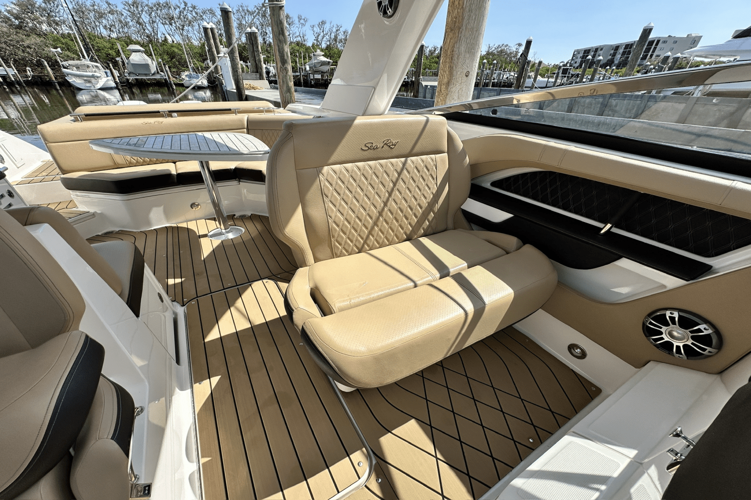 2022 Sea Ray SLX 310 OB Image Thumbnail #28