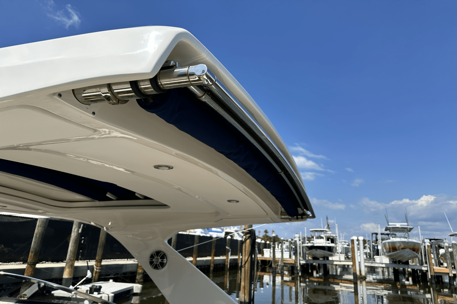 2022 Sea Ray SLX 310 OB Image Thumbnail #15