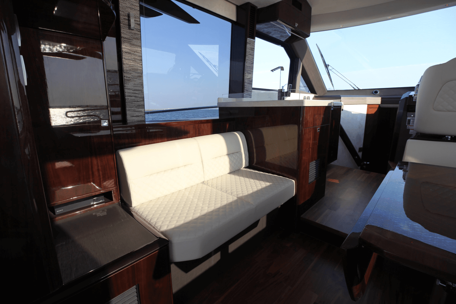 2024 Galeon 400 FLY Image Thumbnail #53