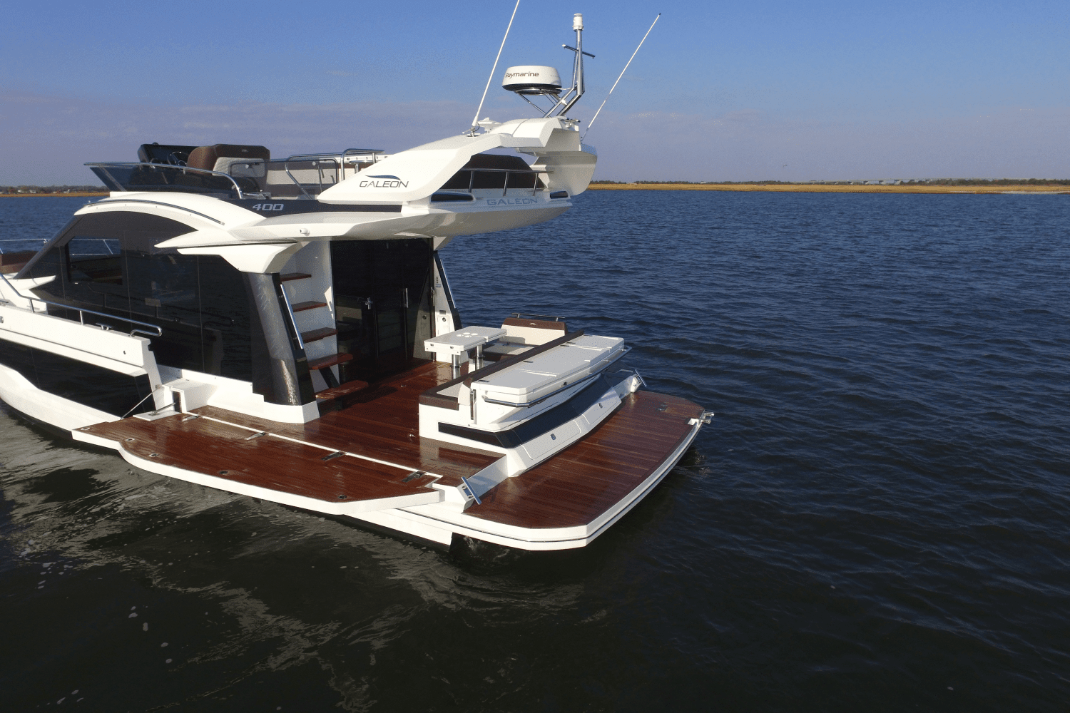 2024 Galeon 400 FLY Image Thumbnail #17