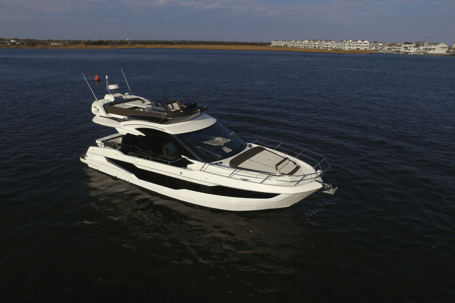 2024 Galeon 400 FLY Image Thumbnail #11