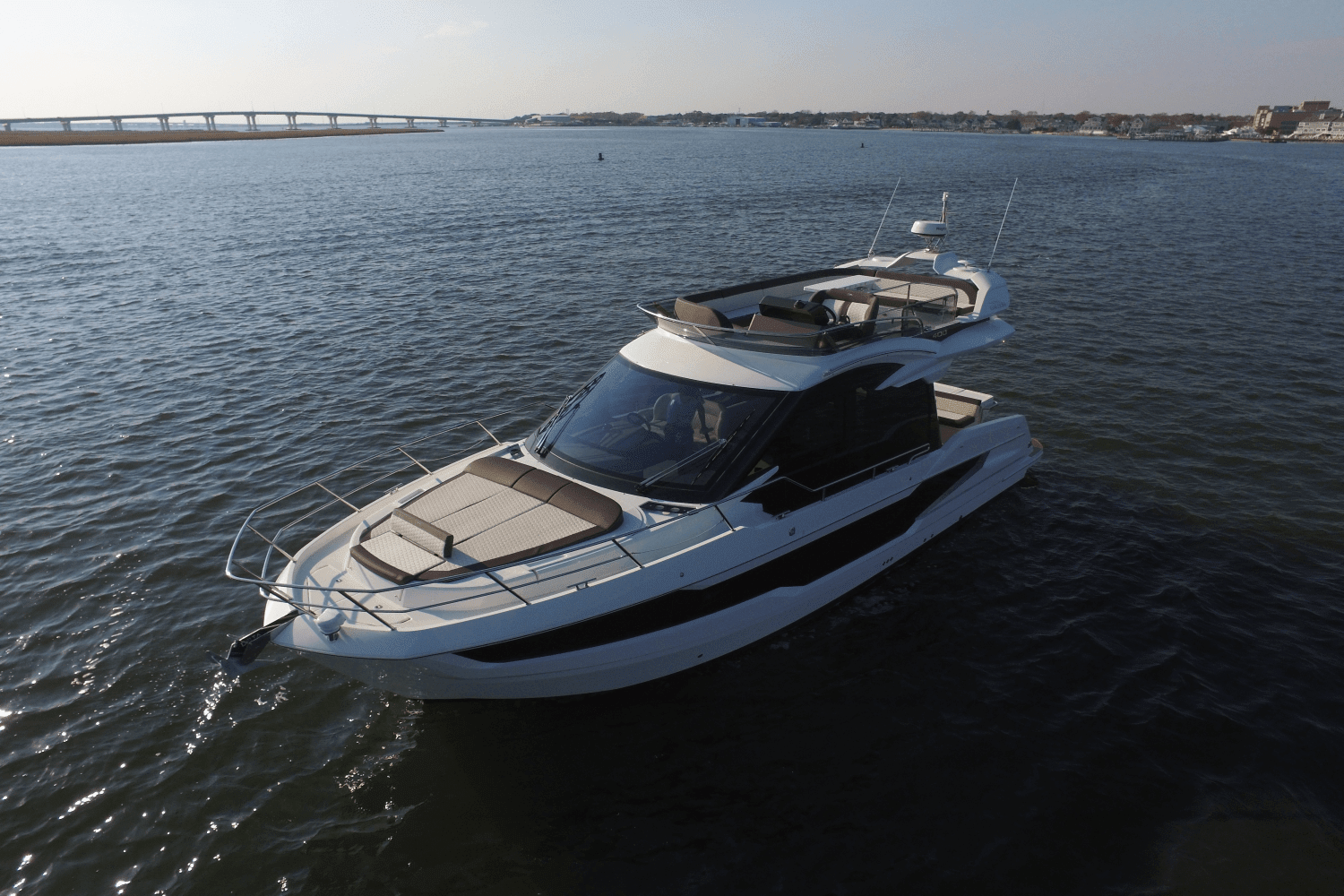 2024 Galeon 400 FLY Image Thumbnail #2