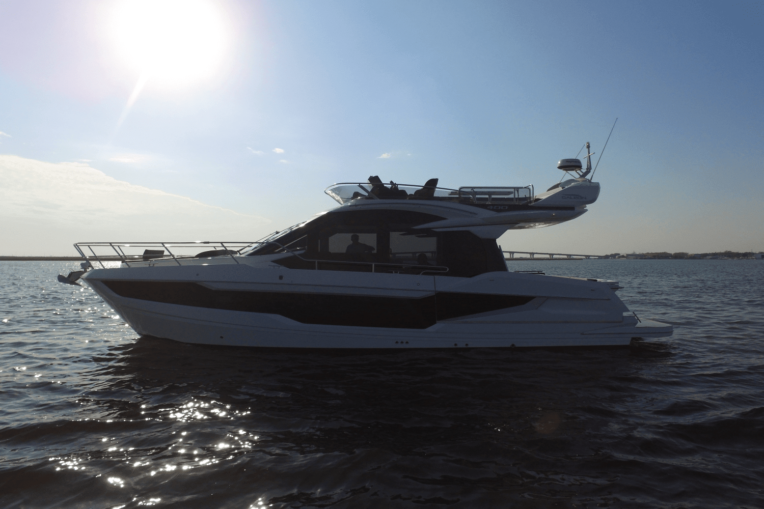 2024 Galeon 400 FLY Image Thumbnail #7