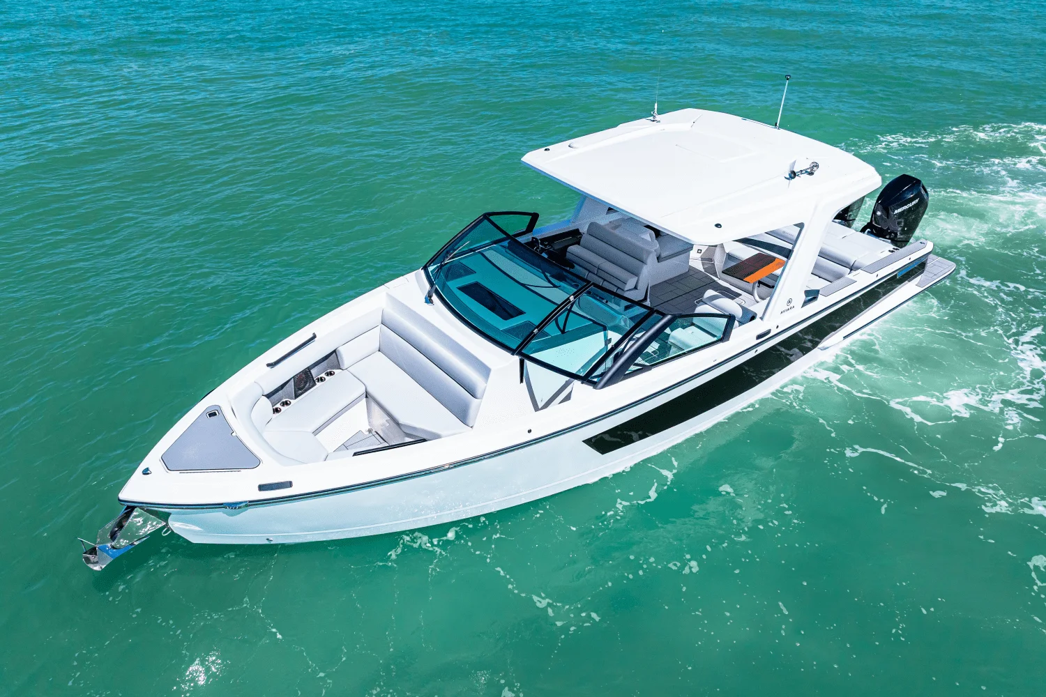 2025 Aviara AV36 Outboard Image Thumbnail #4