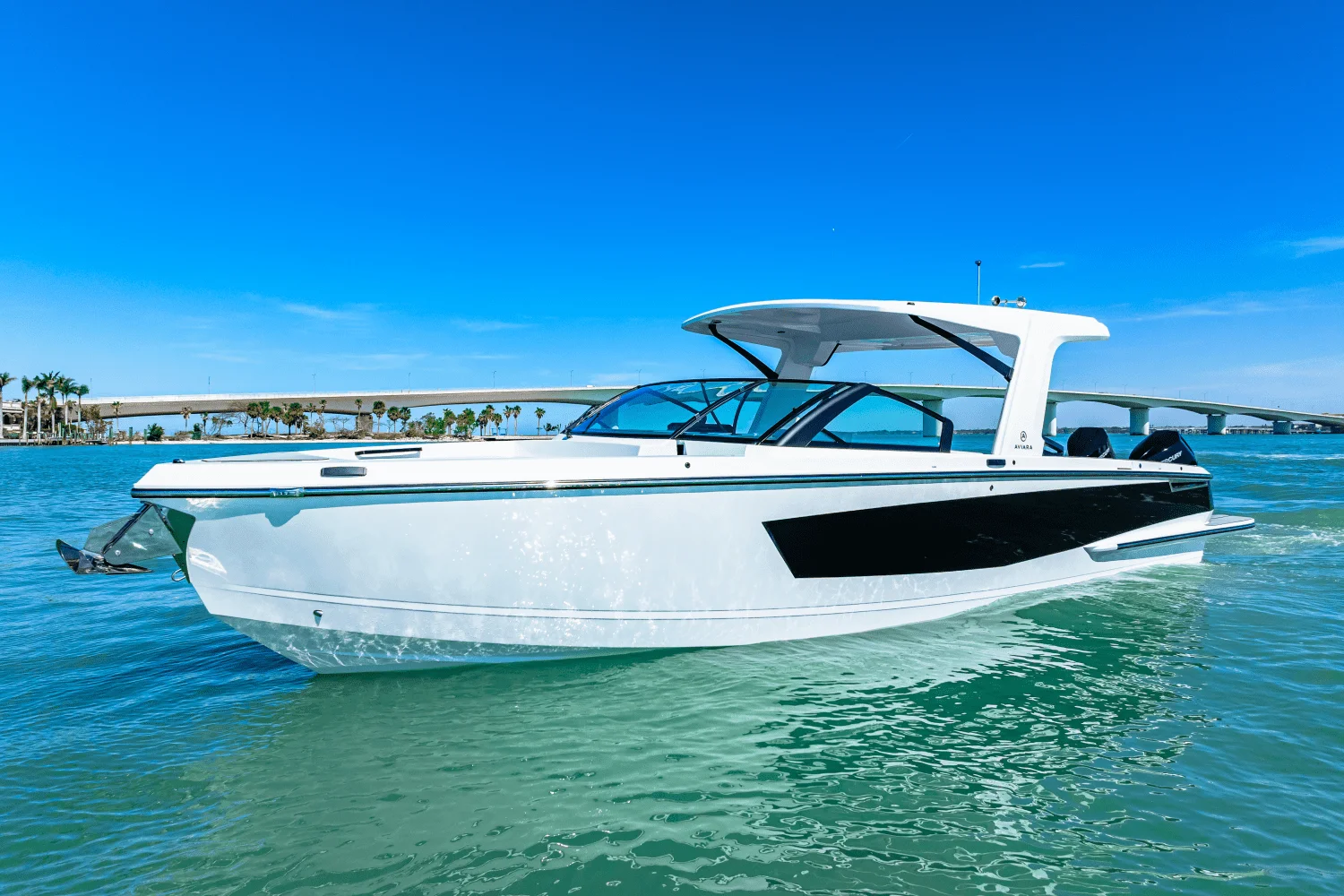 2025 Aviara AV36 Outboard Image Thumbnail #1