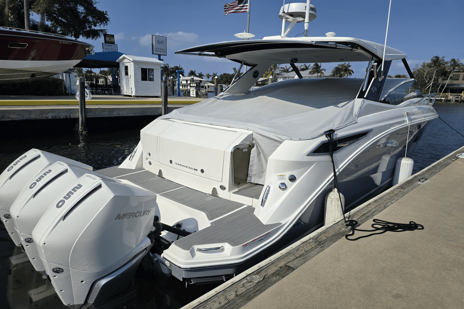 2021 Sea Ray 320 SUNDANCER OUTBOARD Image Thumbnail #23