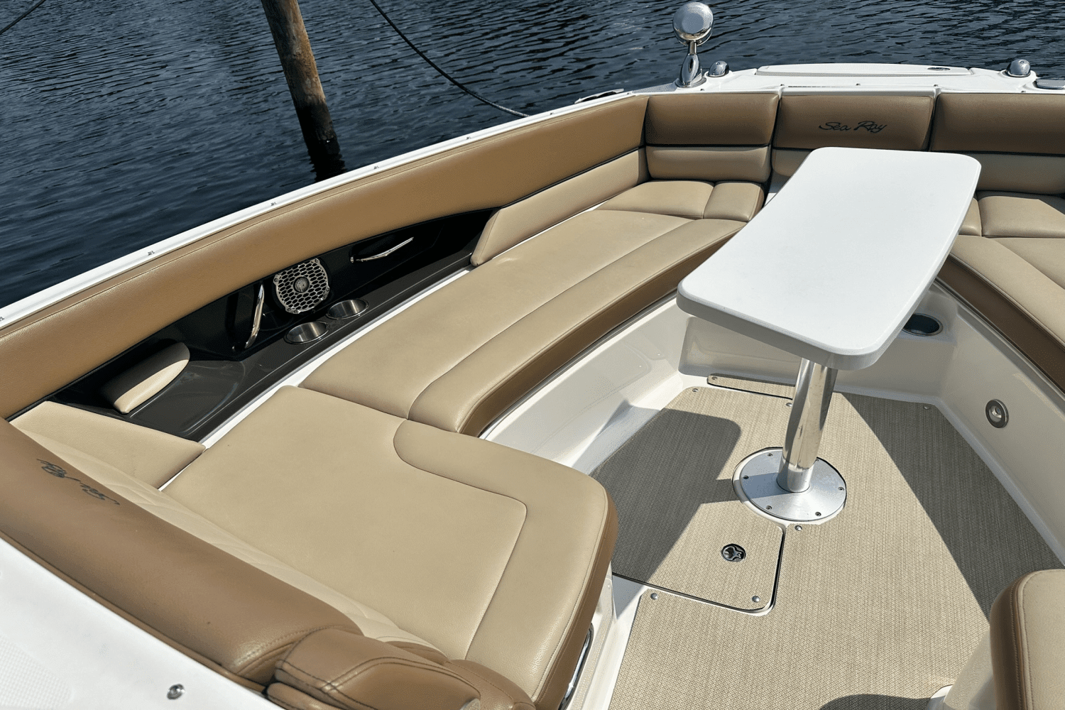 2015 Sea Ray 350 SLX Image Thumbnail #31