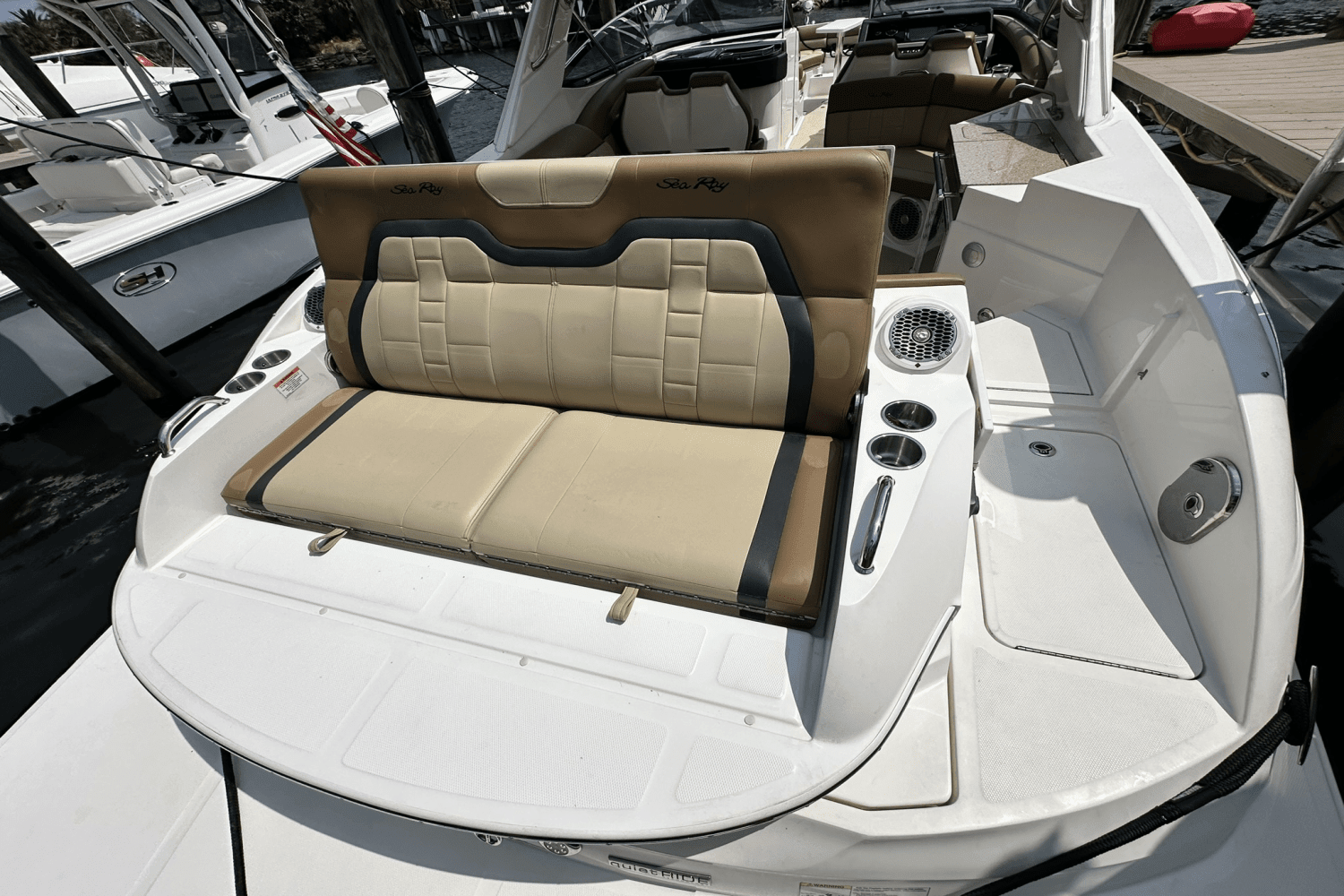 2015 Sea Ray 350 SLX Image Thumbnail #5