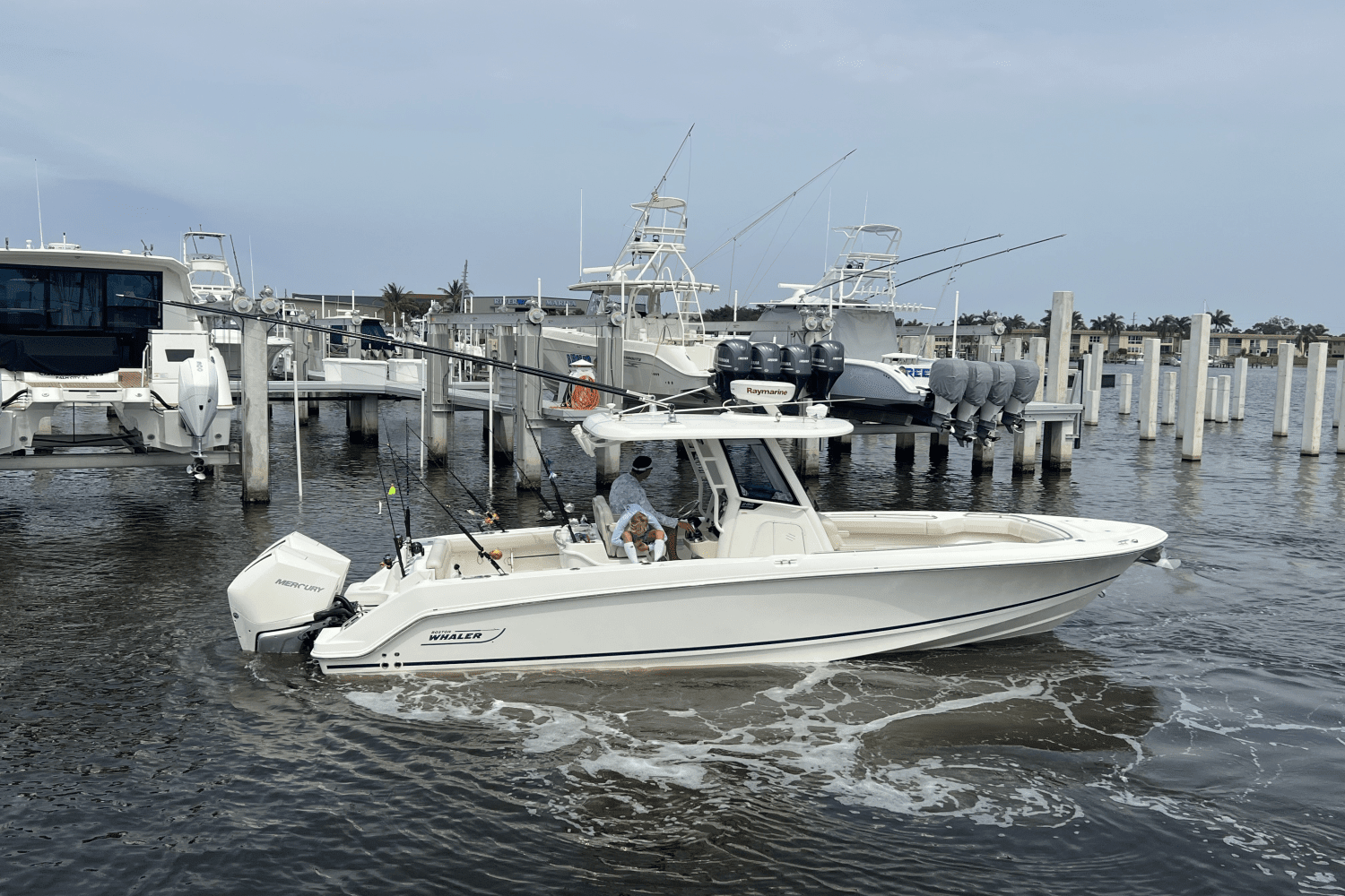 2019 Boston Whaler 280 OUTRAGE Image Thumbnail #10