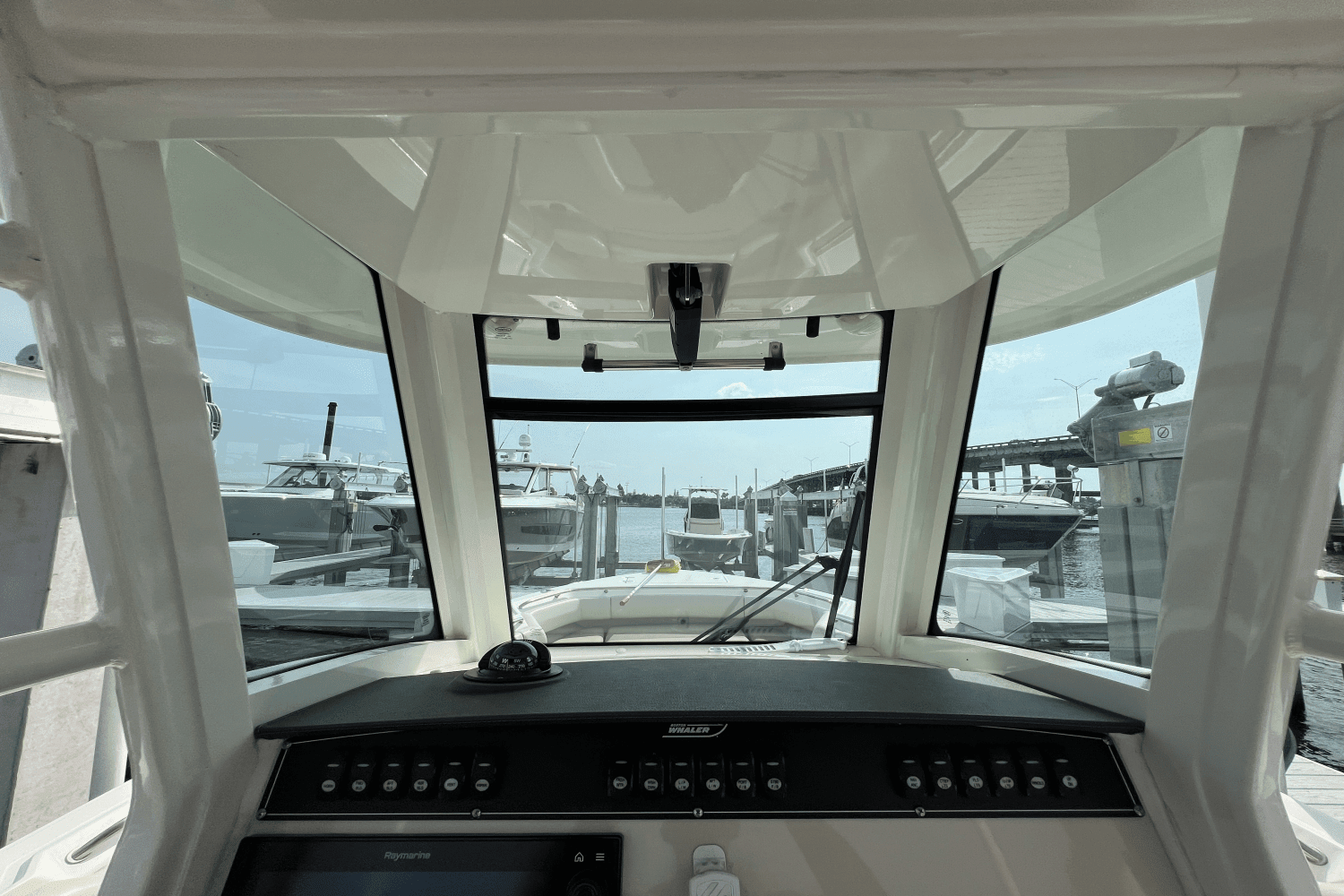 2019 Boston Whaler 280 OUTRAGE Image Thumbnail #33