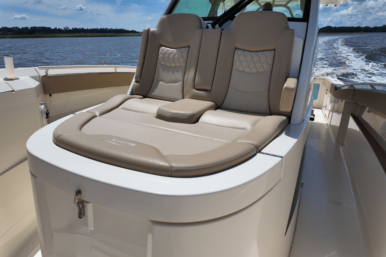 2025 Scout 377 LXF Image Thumbnail #24