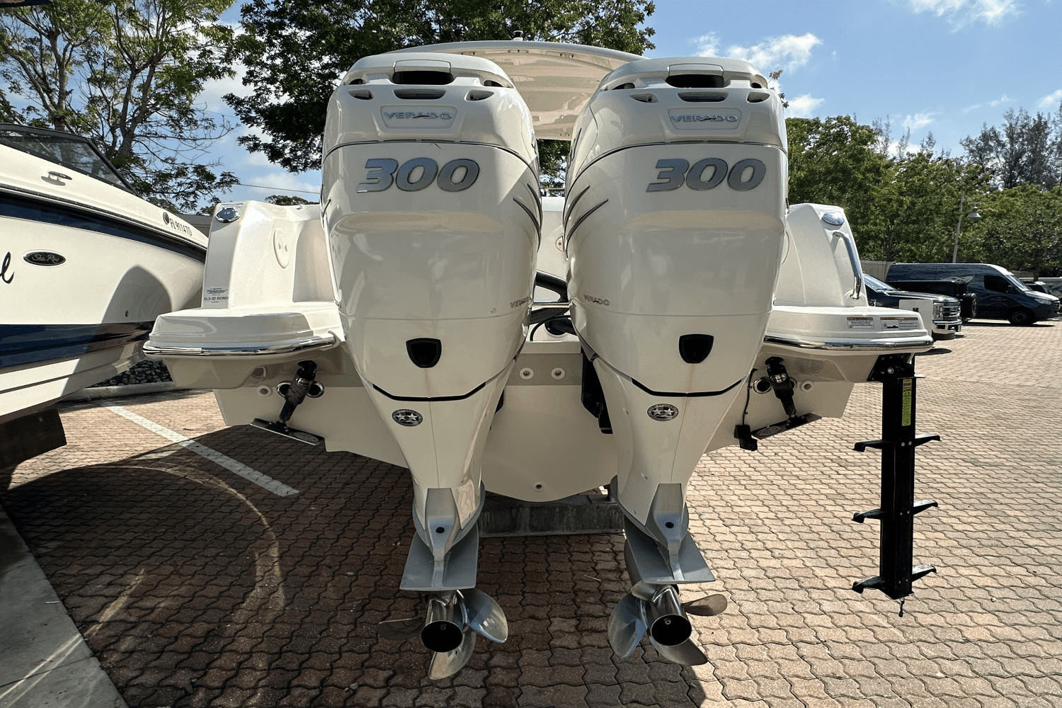 2016 Boston Whaler 270 VANTAGE Image Thumbnail #7