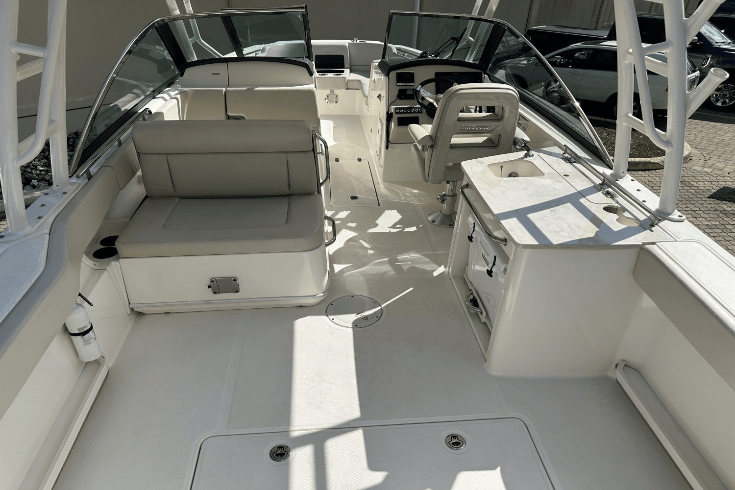 2016 Boston Whaler 270 VANTAGE Image Thumbnail #24