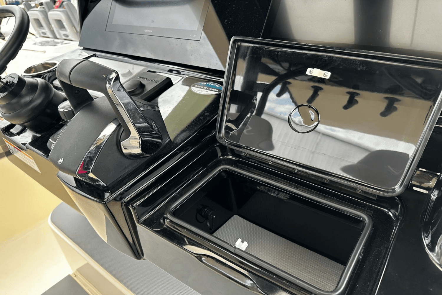 2025 Scout 330 LXF Image Thumbnail #23