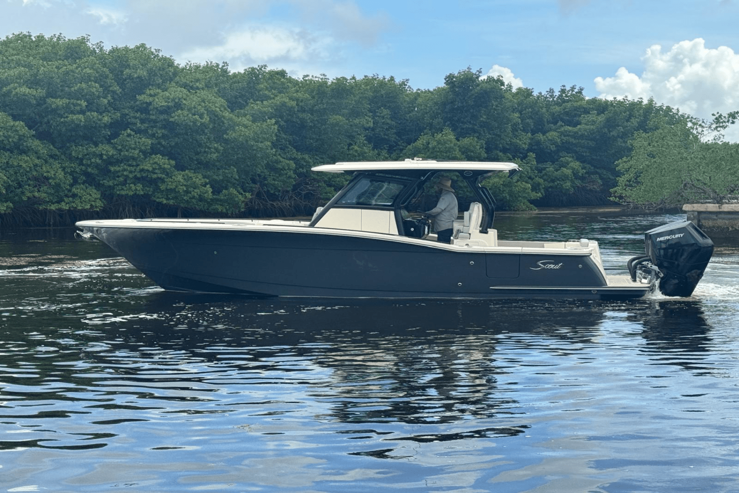 2025 Scout 330 LXF Image Thumbnail #40