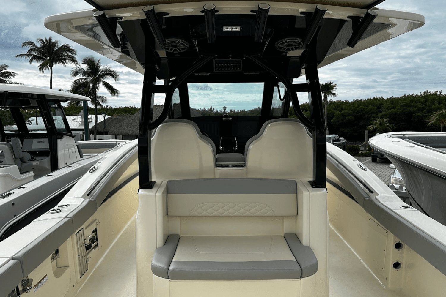 2025 Scout 330 LXF Image Thumbnail #29