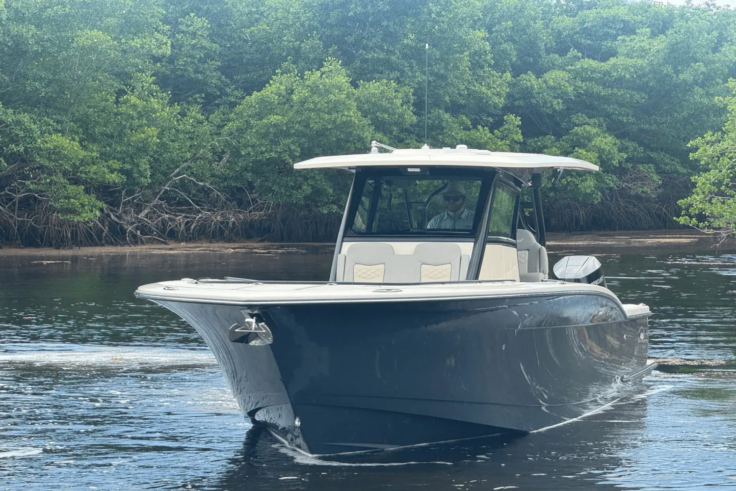 2025 Scout 330 LXF Image Thumbnail #3