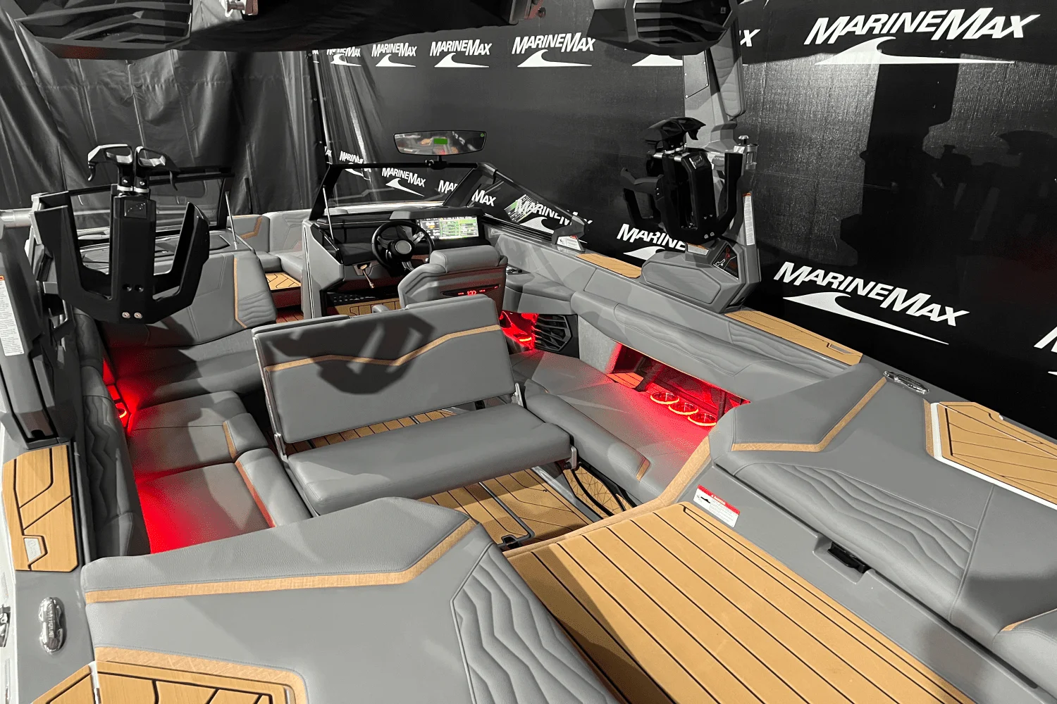 2025 Nautique Super Air G23 Image Thumbnail #10