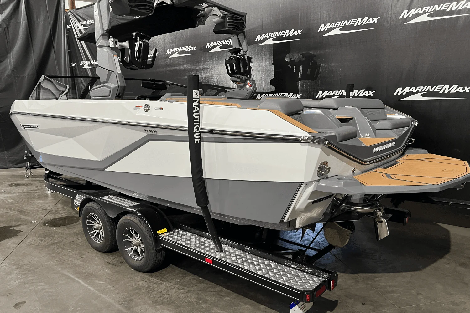 2025 Nautique Super Air G23 Image Thumbnail #3