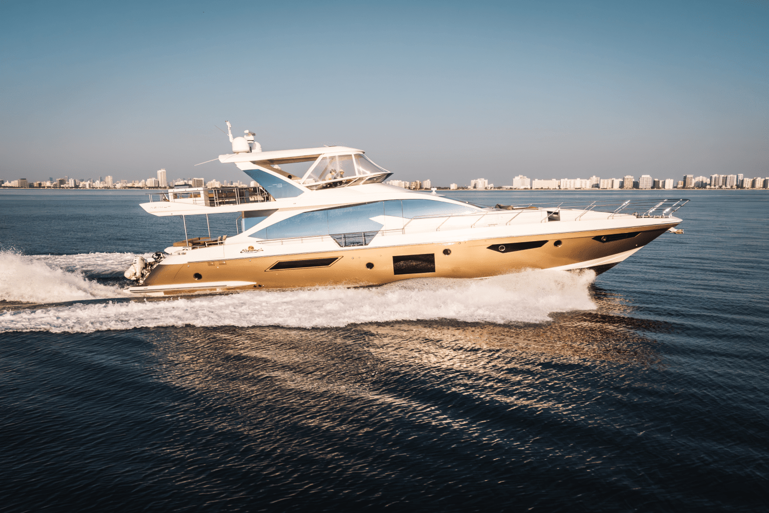 2017 Azimut
                                                             72 FLY Image Thumbnail #1