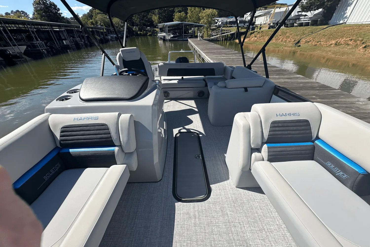 2025 Harris 230 Solstice Image Thumbnail #24