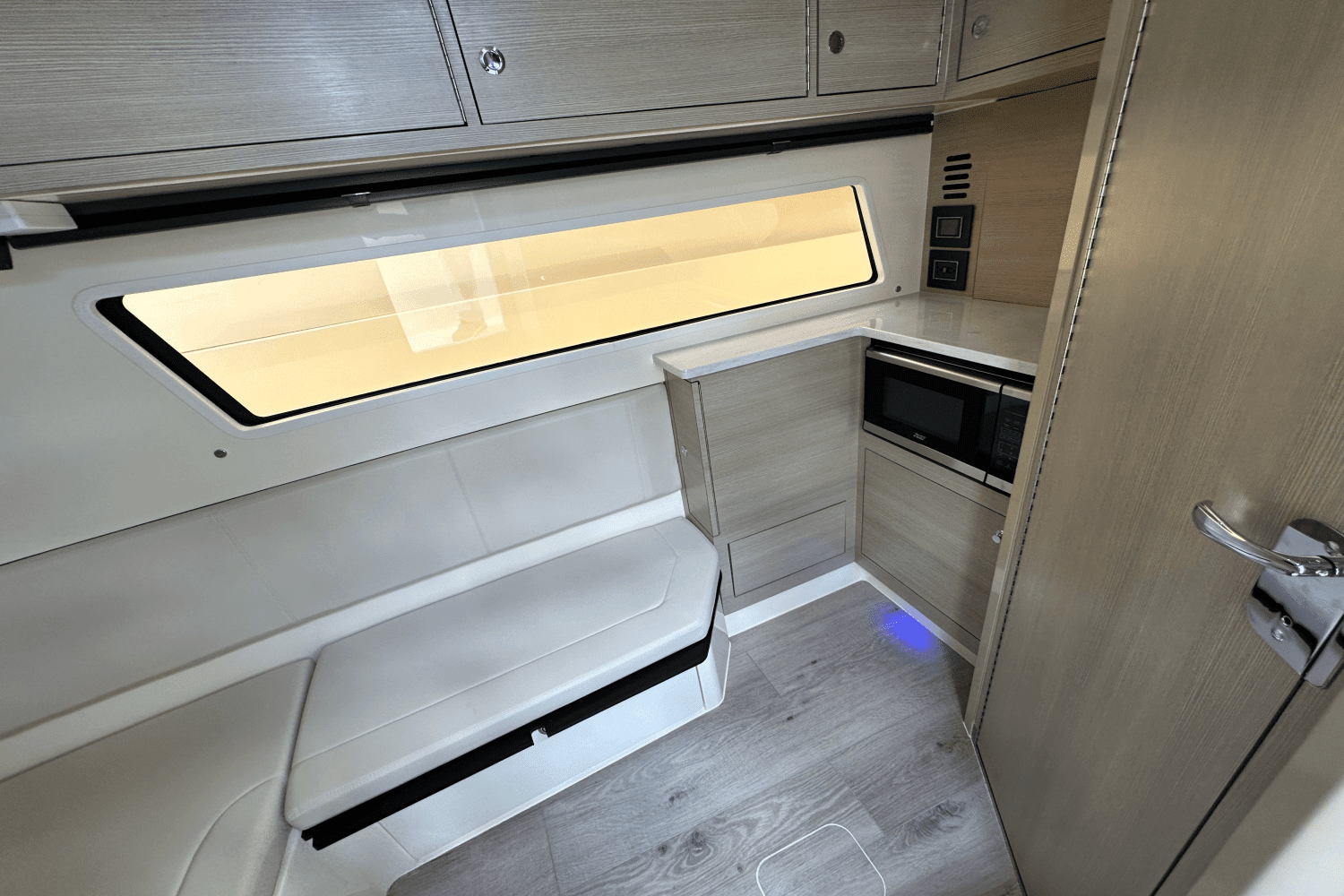 2025 Scout 377 LXF Image Thumbnail #36