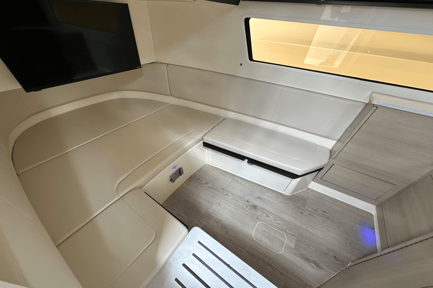 2025 Scout 377 LXF Image Thumbnail #35