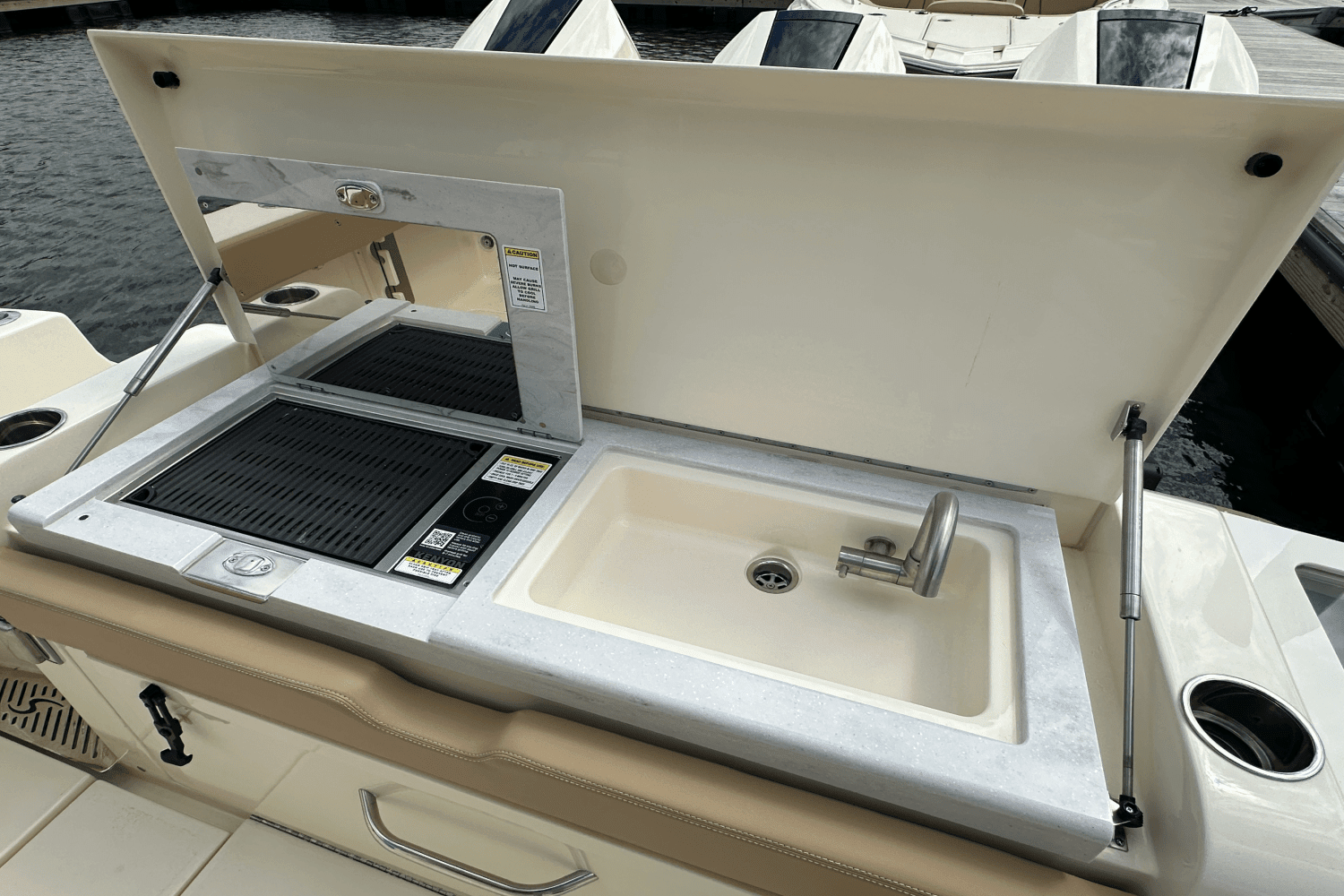 2025 Scout 377 LXF Image Thumbnail #14