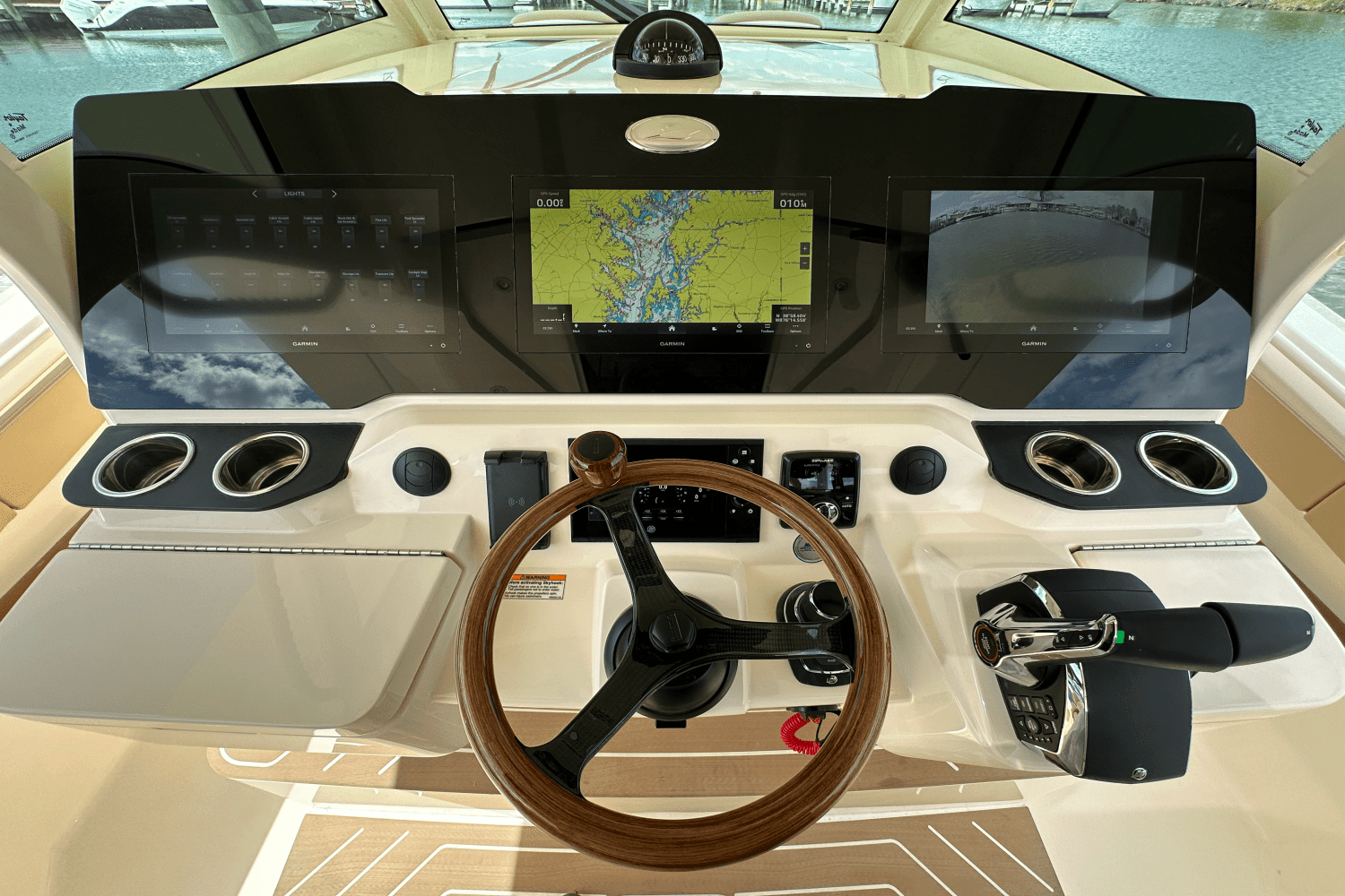 2025 Scout 377 LXF Image Thumbnail #30