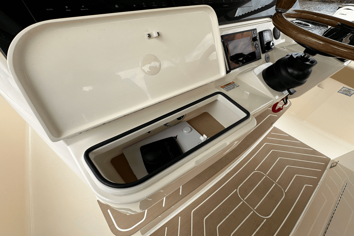 2025 Scout 377 LXF Image Thumbnail #31