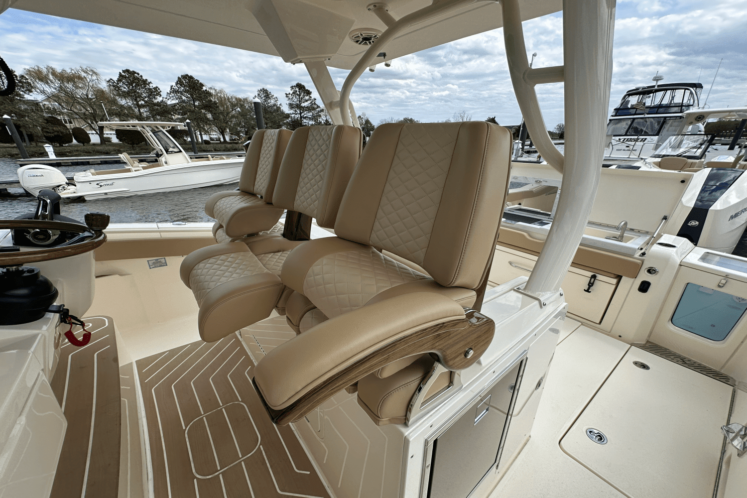 2025 Scout 377 LXF Image Thumbnail #28