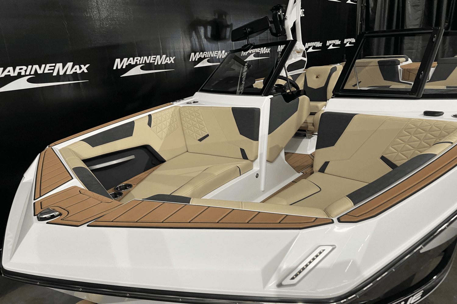 Thumbnail 2 for 2025 Nautique GS22 Super Air