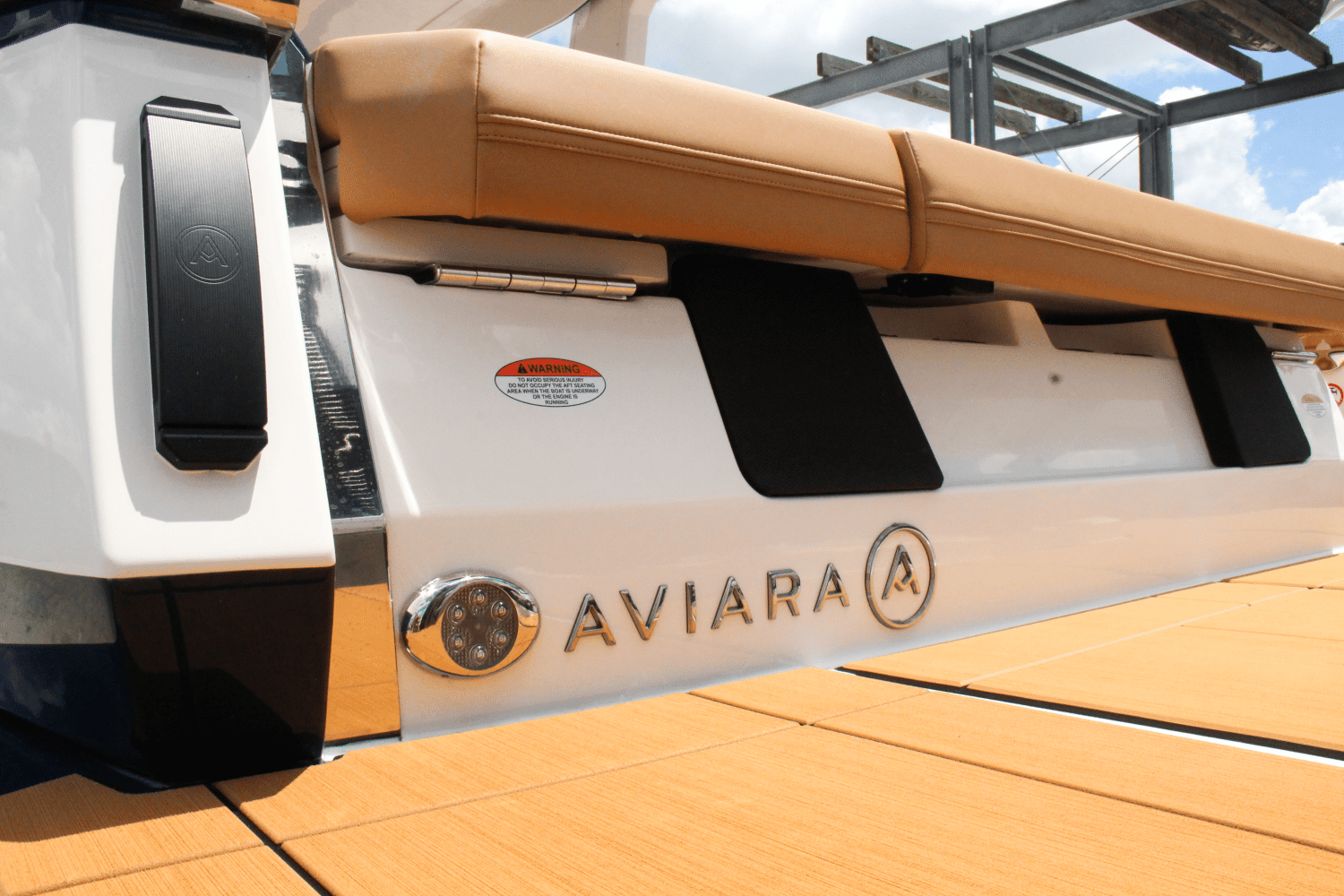 2025 Aviara AV28 Outboard Image Thumbnail #8