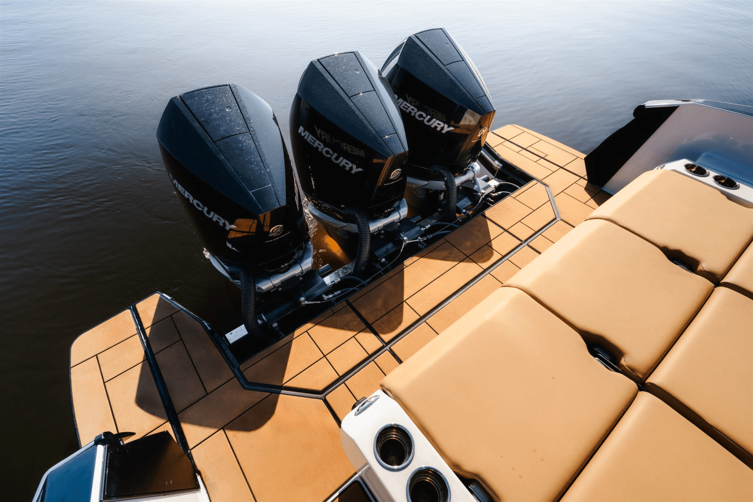 2022 Aviara AV36 Outboard Image Thumbnail #8