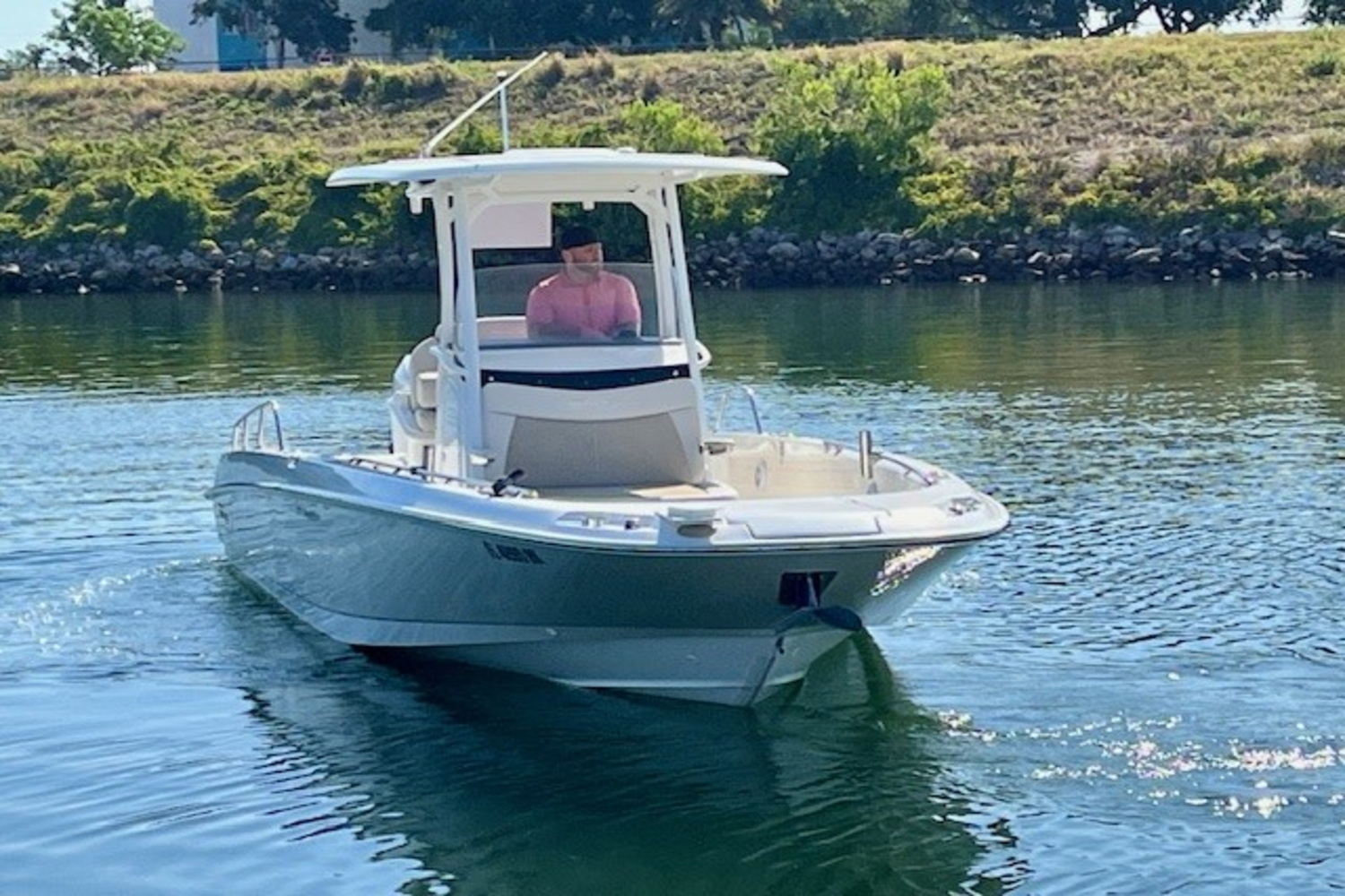 2017 Boston Whaler 270 DAUNTLESS Image Thumbnail #2