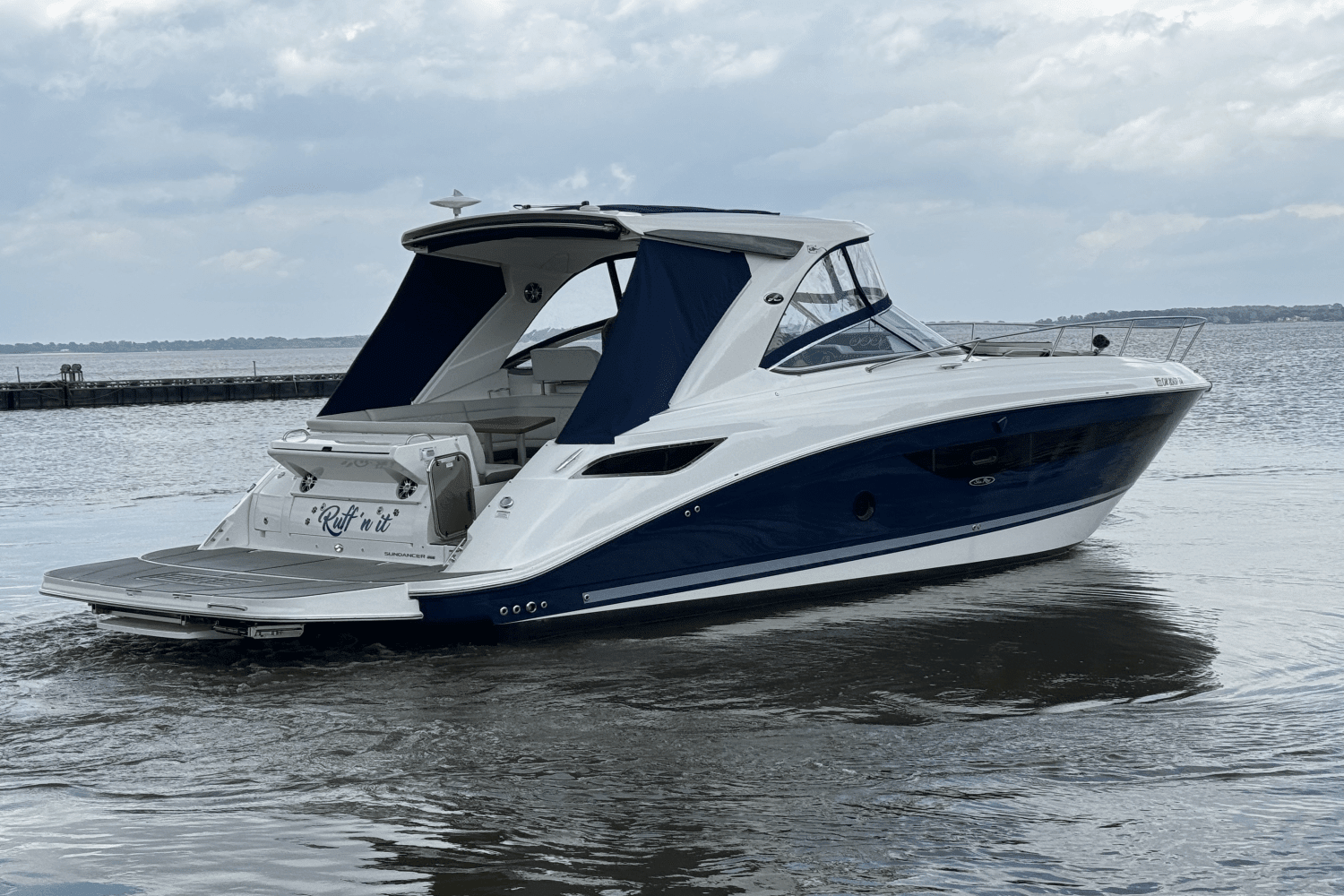 2021 Sea Ray Sundancer 350 Image Thumbnail #3