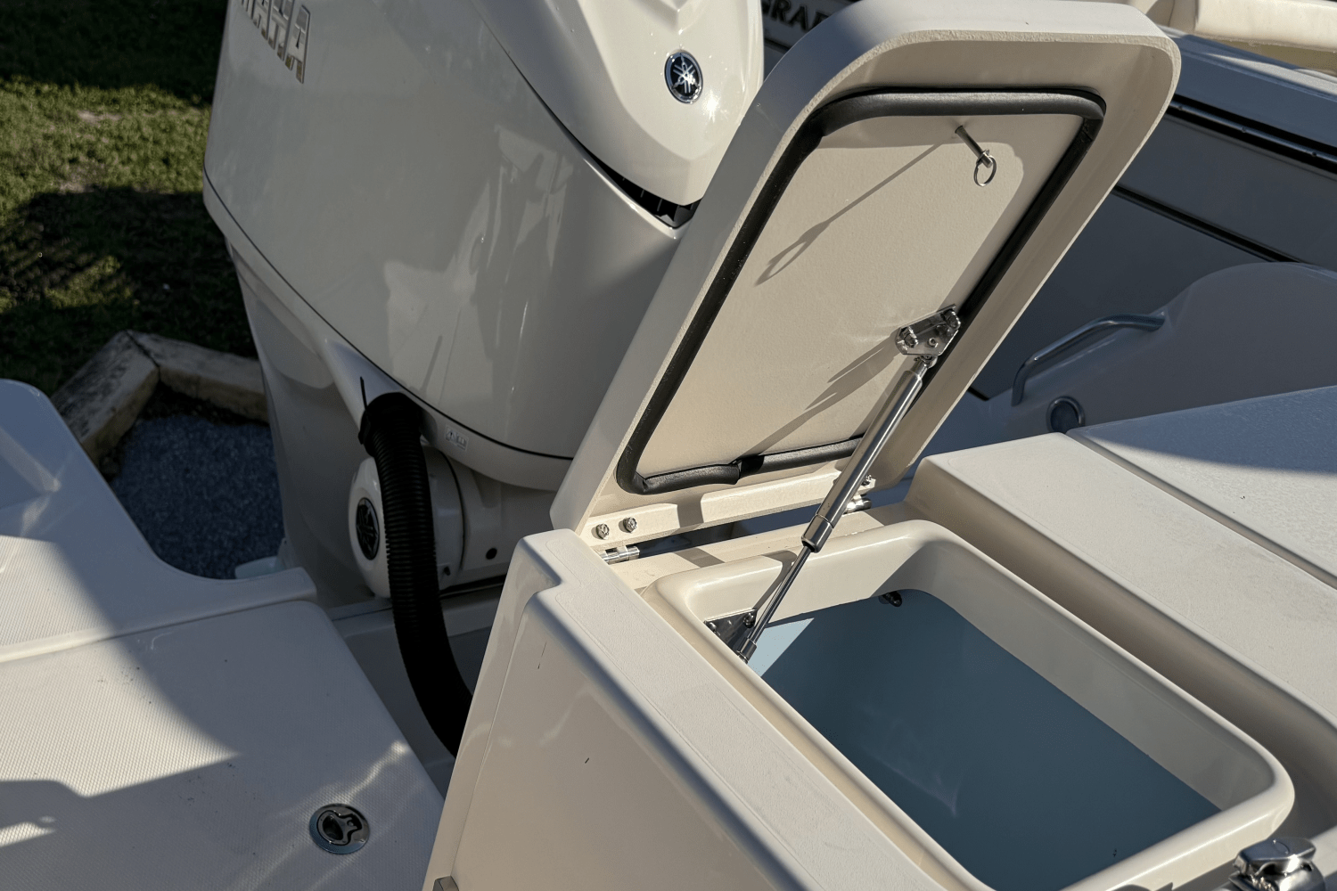 2025 Grady-White Freedom 235 Image Thumbnail #10