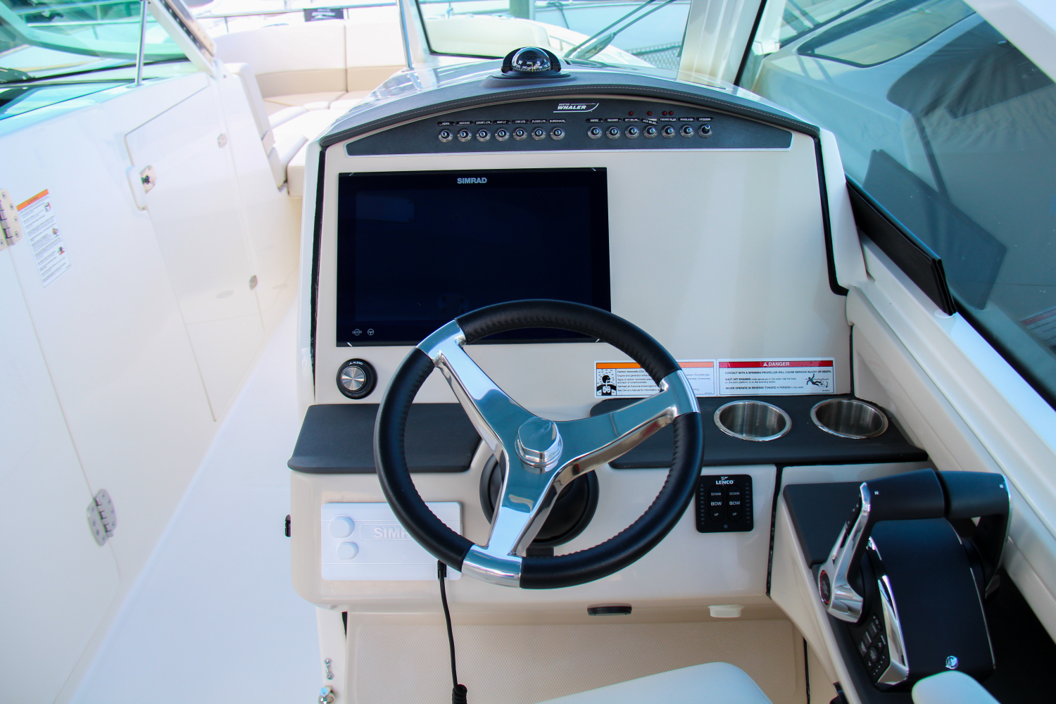 2025 Boston Whaler 320 Vantage Image Thumbnail #25