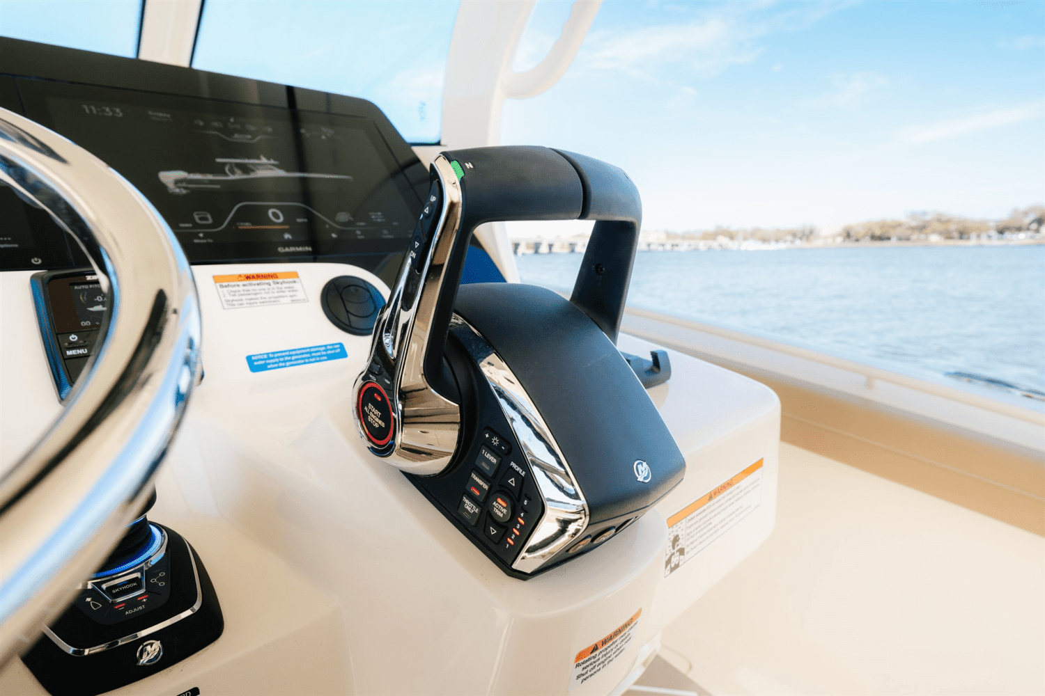 2025 Scout 400 LXF Image Thumbnail #24